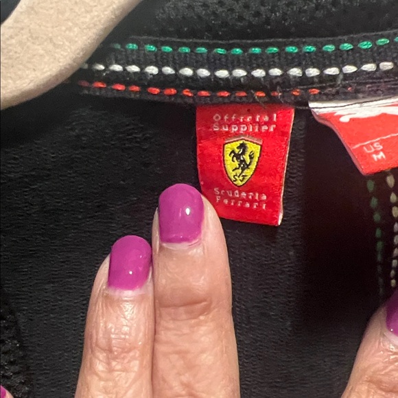 Ferrari Black Hooded Jacket - Picture 3 of 8